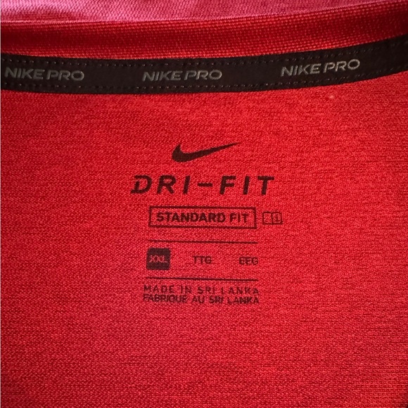 EUC Nike Pro Men's Hyper Dry Dri-Fit Shirt Training Red - Picture 5 of 7